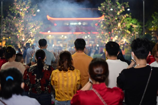 Chùm ảnh mồng một Tết Nhâm Dần